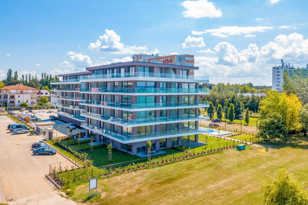 Myflat Coral Premium Suite Siofok Exterior photo
